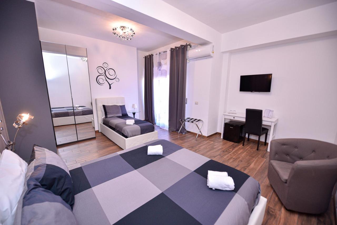 كاتانيا Symposium Bed&Breakfast المظهر الخارجي الصورة