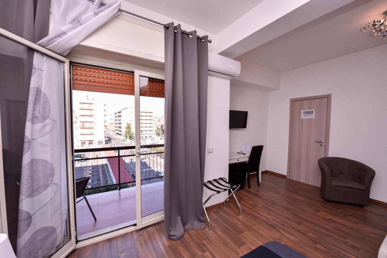 كاتانيا Symposium Bed&Breakfast المظهر الخارجي الصورة